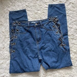 Stylish Blue Jeans with Chain Detail